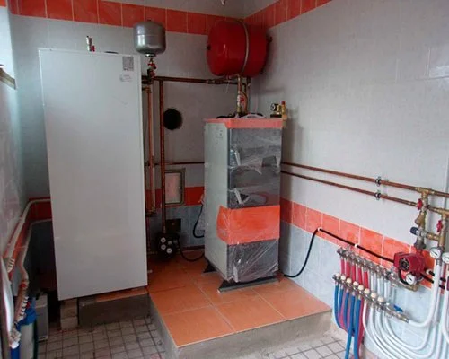 топочная для твердотопливного котла