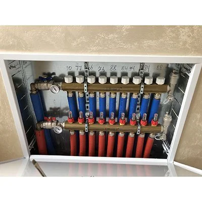 Встроенный коллекторный шкаф STOUT