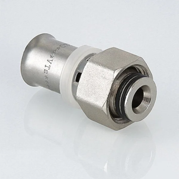 Пресс-фитинг Valtec с накидной гайкой 16x2,0 мм 1/2 - фитинг с переходом на резьбу для металлопластиковых труб | Фото