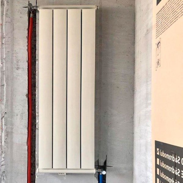 Радиатор алюминиевый Silver S 1600 белый бок. подкл. [1 секция], Россия | Фото